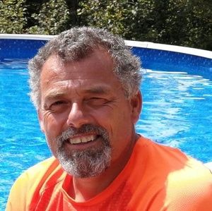 Meet your Posher, Thomas